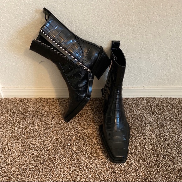 ZARA Black Croco Embossed Faux Leather Ankle Women’s Boots Sz US 8-8.5M (39EU) - Picture 3 of 15